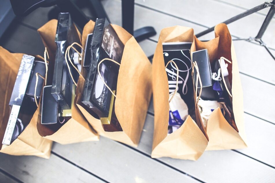 Tips to Choose the Right Paper Carrier Bags